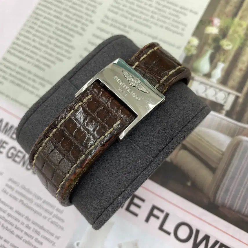 [BUNJANG] Breitling Navitimer B01 Chocolate Brown Limited Edition Watch / 브라이틀링 네비타이머 B01 초코브라운 한정판