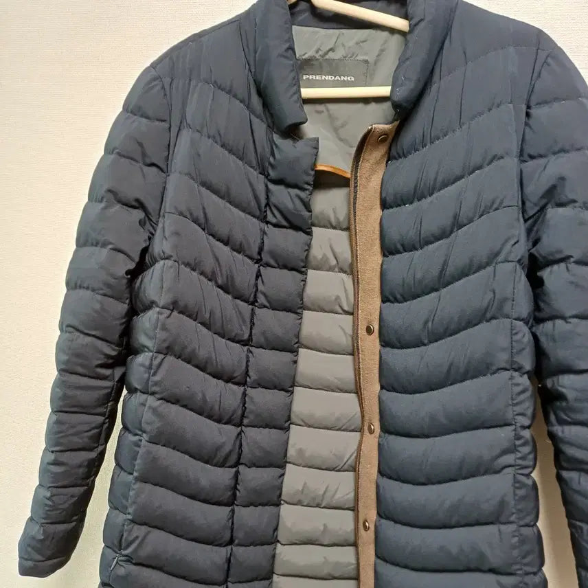 [BUNJANG] PRENDANG Lightweight Padded Jumper Navy / PRENDANG 경량 패딩 점퍼 네이비