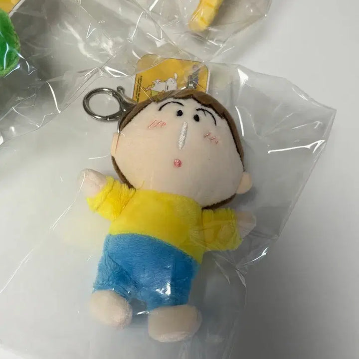 [BUNJANG] Crayon Shin-chan Menggu and Others Random Keyring Bundle / [미사용] 짱구 맹구 랜덤키링 3개 일괄