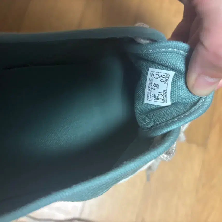 [BUNJANG] Vans Authentic Mint Canvas Sneakers / 반스 어센틱 270