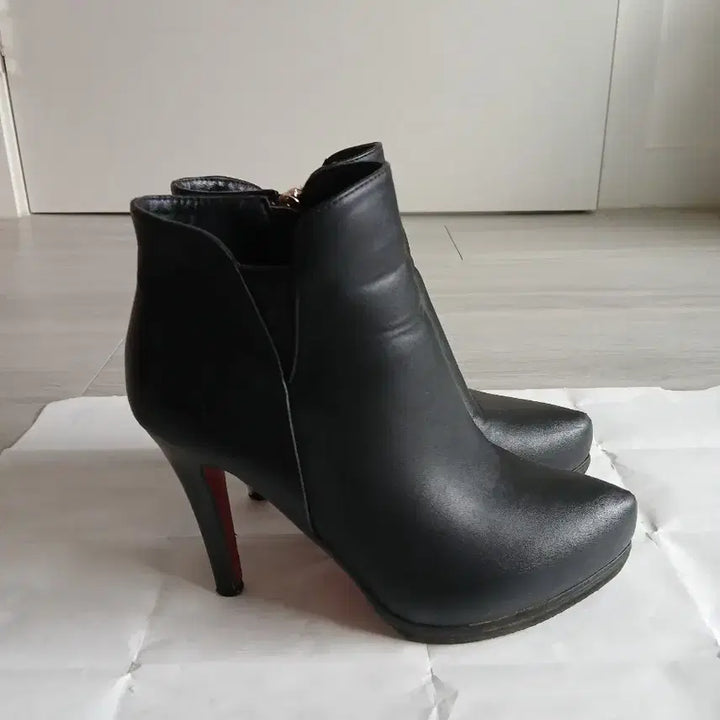 [BUNJANG] Black Leather Boots Size 230 / 검정부츠 부티부츠 하이힐 사이즈 230