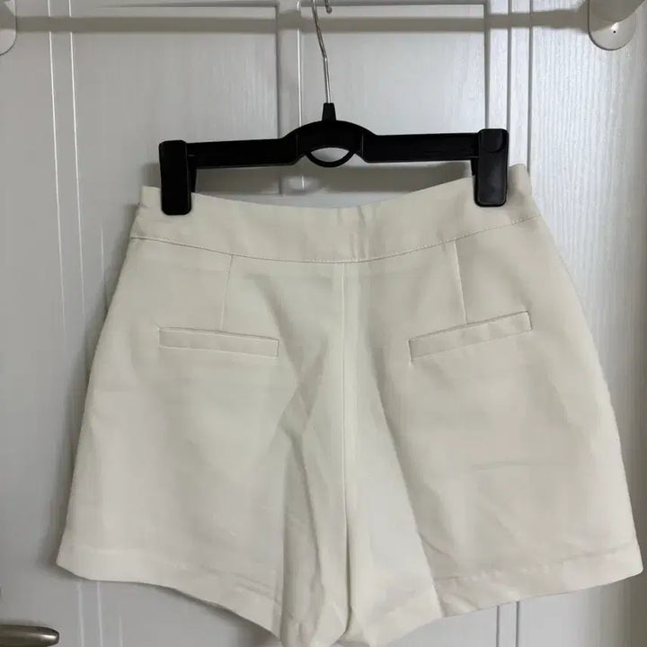 [SOLD OUT] 랩스커트 치마 바지 s 화이트