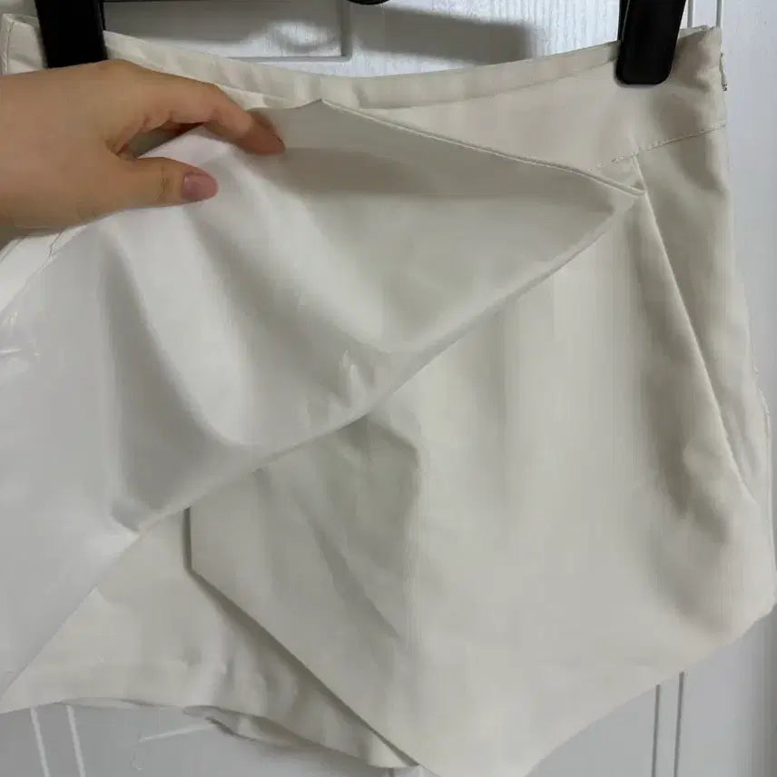 [SOLD OUT] 랩스커트 치마 바지 s 화이트