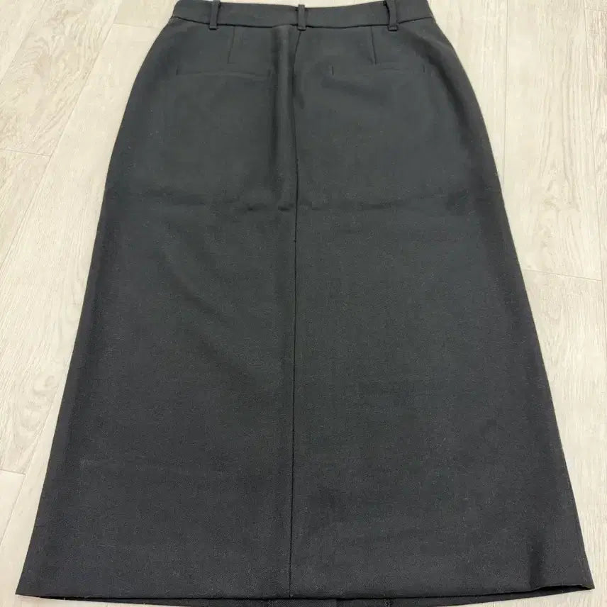 [BUNJANG] New Black Long Skirt (Size 66) / 새상품 리스트 블랙 스커트 66