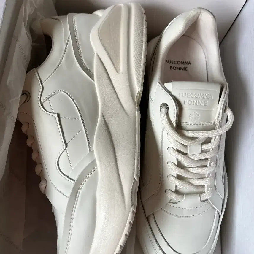 [BUNJANG] Suecomma Bonnie Light Casual Sneakers / 245 라이트 캐쥬얼 스니커즈-슈콤마보니
