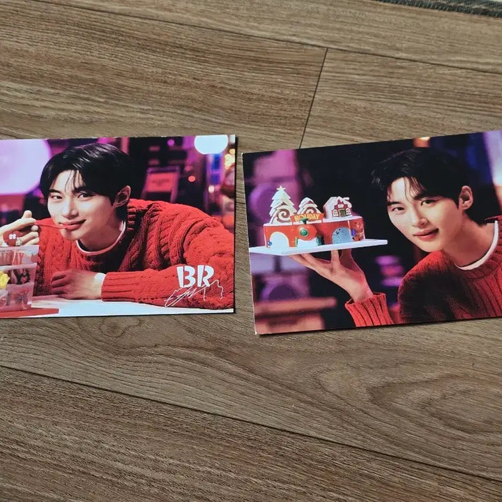 [BUNJANG] Byun Woo Seok Baskin Robbins Holiday Postcard Set / 배우 변우석 배라 홀리데이 엽서  2장 팝니다