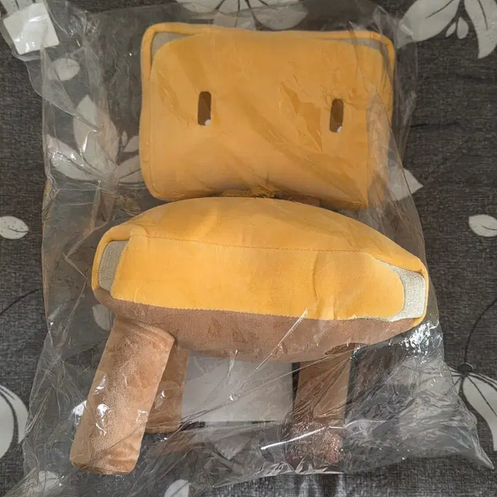 [SOLD OUT] 공식 정품 스즈메의 문단속 소타 의자 인형 판매 토호