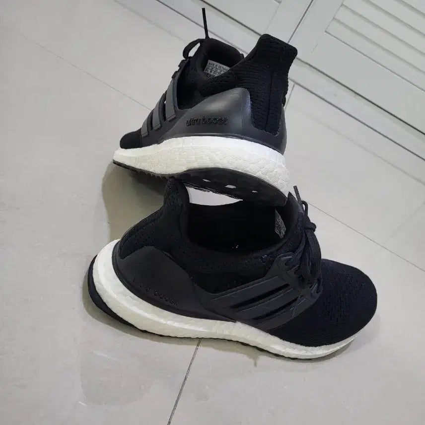 [BUNJANG] Adidas Ultraboost 1.0 Core Black Running Shoes / [275]아디다스 울트라부스트1.0 코어 블랙 운동화/신발