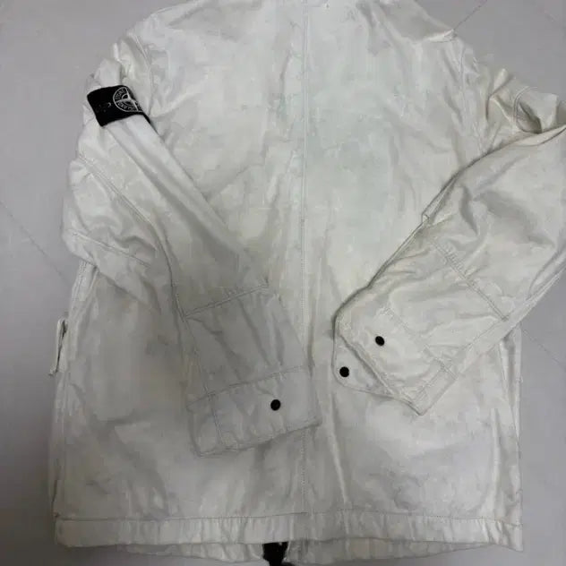 [BUNJANG] Stone Island Tyvek White Jacket / (초레어) 00's 스톤아일랜드 아카이브 Tyvek 화이트 자켓