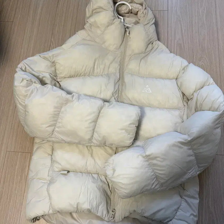 [BUNJANG] Nike ACG Ivory Padded Jacket / 나이키 ACG 패딩 아이보리 25년도