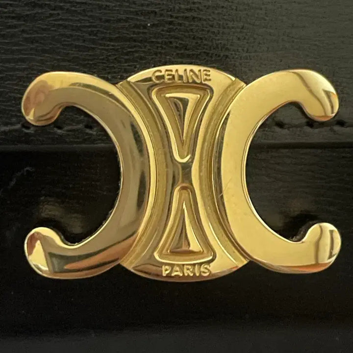 [BUNJANG] Celine Triomphe Flap Card Wallet / 셀린느 트리옹프 플랩 카드지갑 블랙