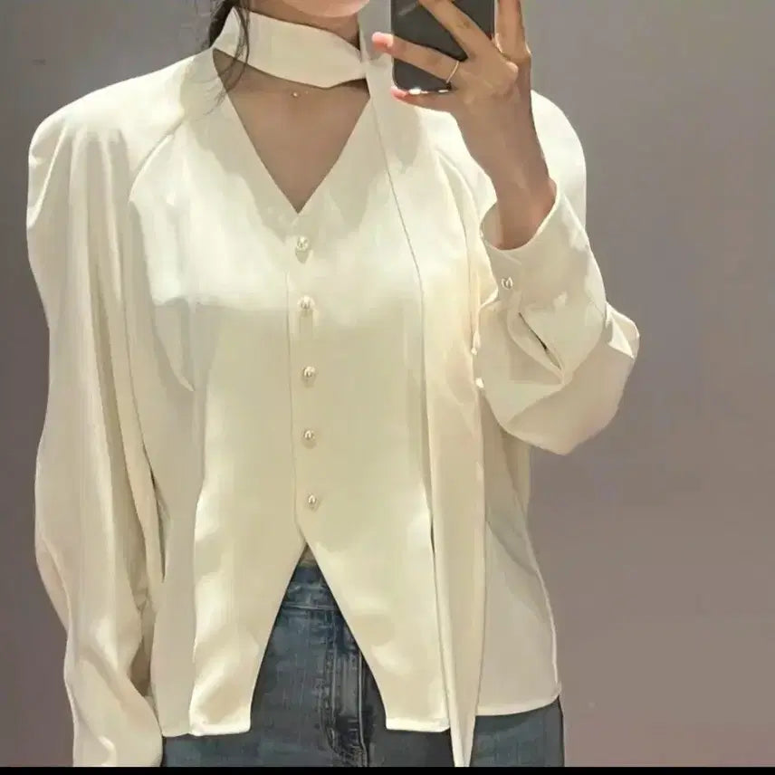 [BUNJANG] DINT Pearl Tie Blouse / 하객룩 딘트 진주 타이 블라우스 원가 6.3