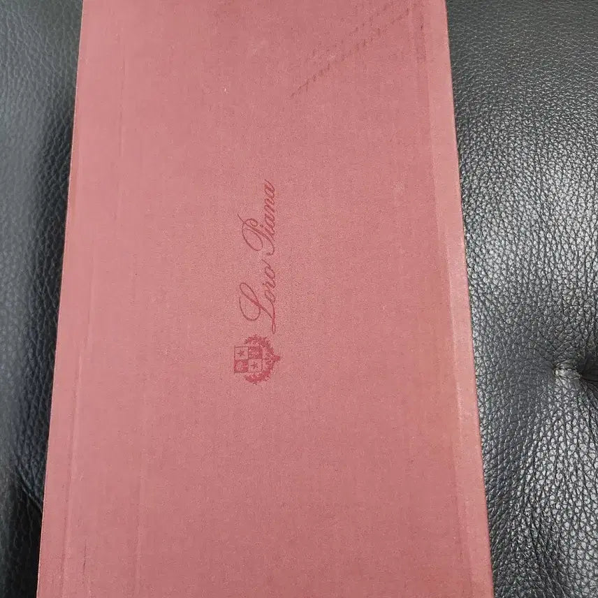 [SOLD OUT] 로로피아나 썸머워크41