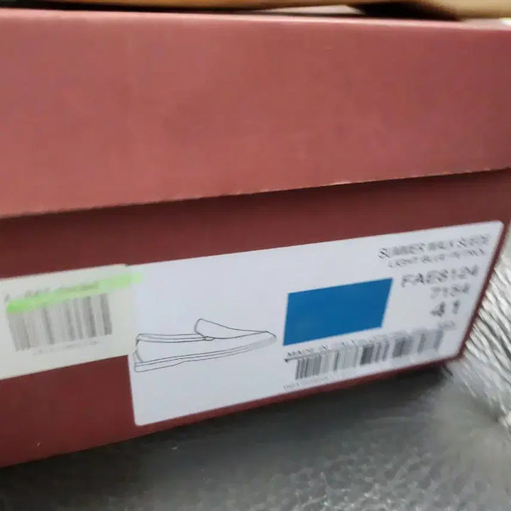 [SOLD OUT] 로로피아나 썸머워크41