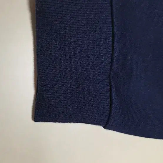 [BUNJANG] Project M Semi-Oversized Sweatshirt / 프로젝트엠 세미 오버핏 맨투맨