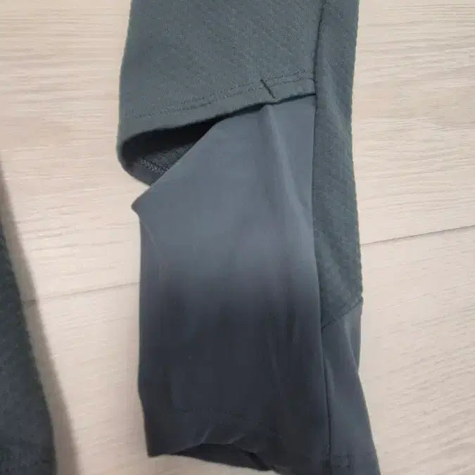 [BUNJANG] Decathlon Run Warm Half-Zip [M] Top / 데카트런 하프집업 런웜 [M]