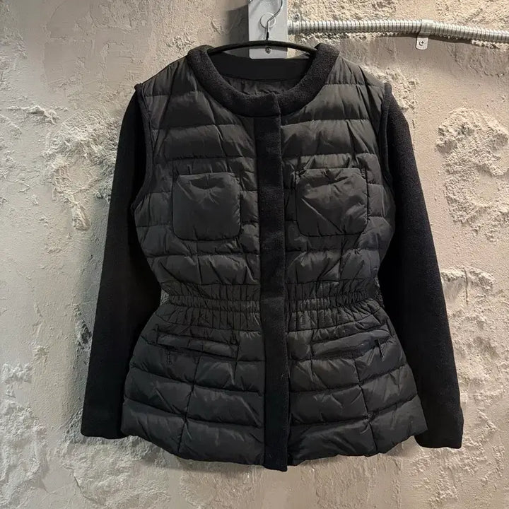 [SOLD OUT] 42 시슬리 SISLEY 퀼팅 덕다운 배색 패딩 자켓 블랙