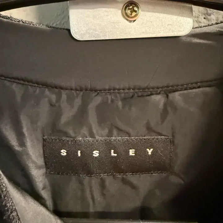[SOLD OUT] 42 시슬리 SISLEY 퀼팅 덕다운 배색 패딩 자켓 블랙