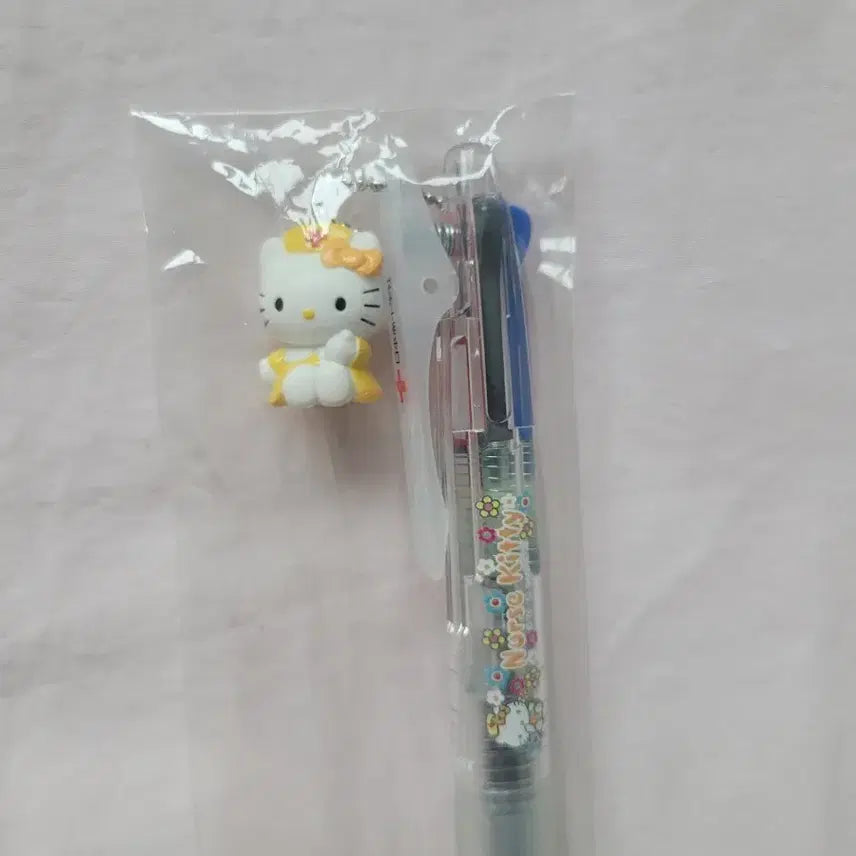 [BUNJANG] Pilot Hello Kitty Medical Kitty Multi Pen / 레어 고전 헬로키티 키티스트랩 멀티볼펜 파이롯트 메디컬키티 간호사키티