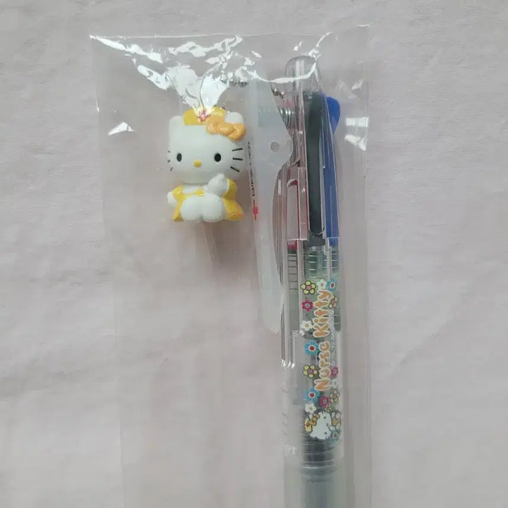 [BUNJANG] Pilot Hello Kitty Medical Kitty Multi Pen / 레어 고전 헬로키티 키티스트랩 멀티볼펜 파이롯트 메디컬키티 간호사키티