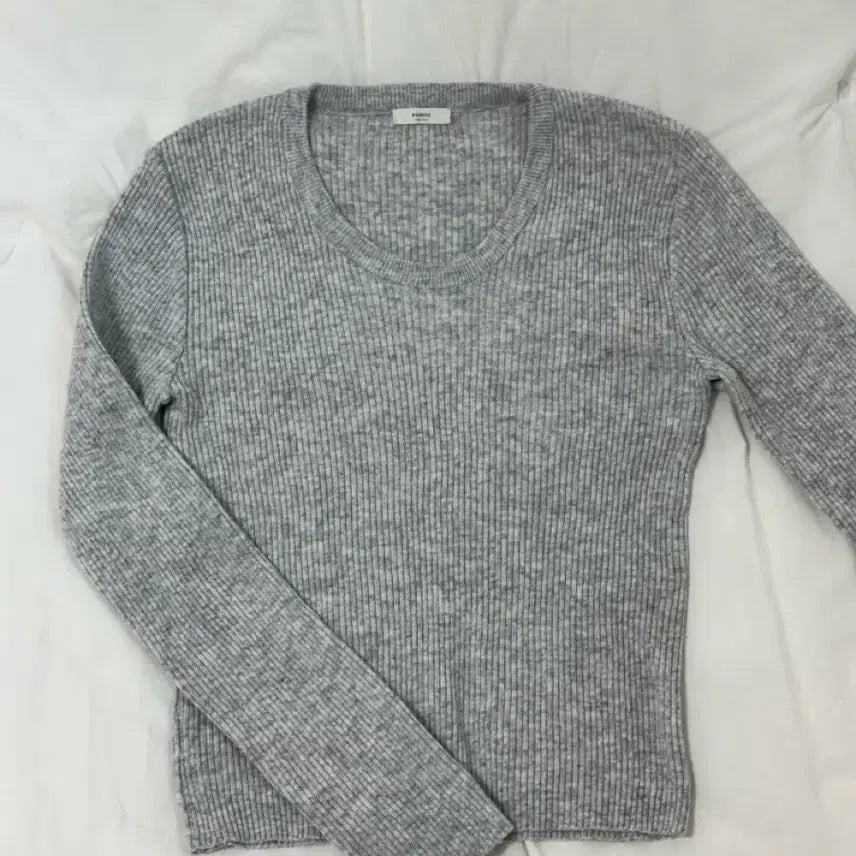 [BUNJANG] Unneck Long-Sleeve Knit Top / 유넥 골지 긴팔 니트 연그레이