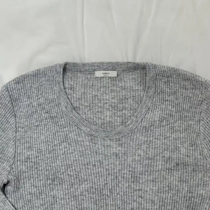 [BUNJANG] Unneck Long-Sleeve Knit Top / 유넥 골지 긴팔 니트 연그레이