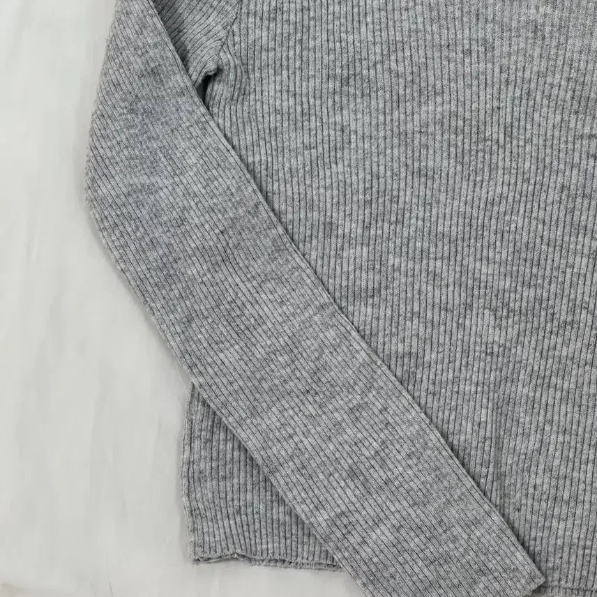 [BUNJANG] Unneck Long-Sleeve Knit Top / 유넥 골지 긴팔 니트 연그레이
