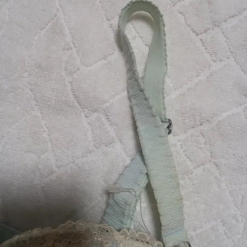 [BUNJANG] Japanese D70 Floral Lace Bra / 일본 브라 D70