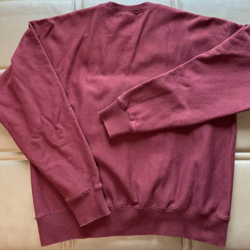 [BUNJANG] Outstanding Sweatshirt Crewneck / 아웃스탠딩 스웻셔츠 맨투맨