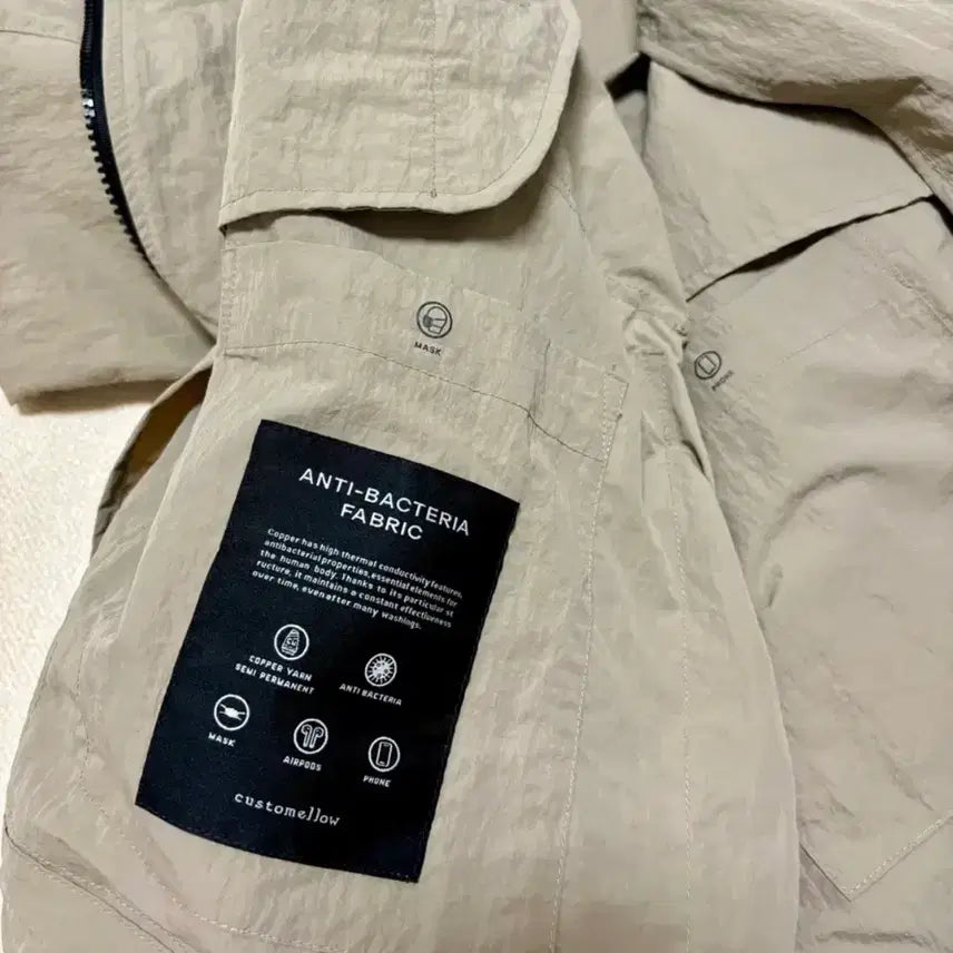 [BUNJANG] Customellow Fire High Neck Hood Jumper / [L~XL] 커스텀멜로우, 프리커 파이어 하이넥 후드 점퍼