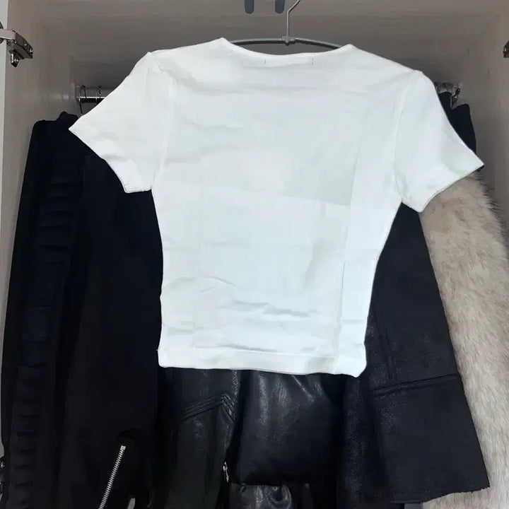 [BUNJANG] Mischief Rhombus Blur Short Sleeve T-shirt (Mini White) / (한정판)미스치프 롬버스 블러 반팔 티셔츠 미니 화이트