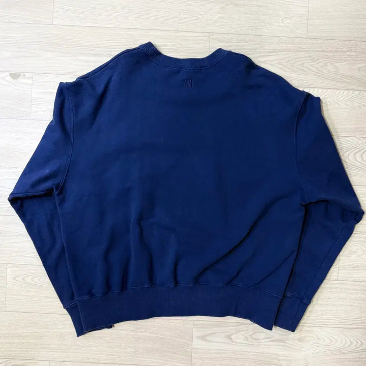 [BUNJANG] AMI De Coeur Big Heart Sweatshirt Navy / [AMI] 아미 드 쾨르 빅하트 맨투맨 네이비 (사이즈 / 상태 B급)