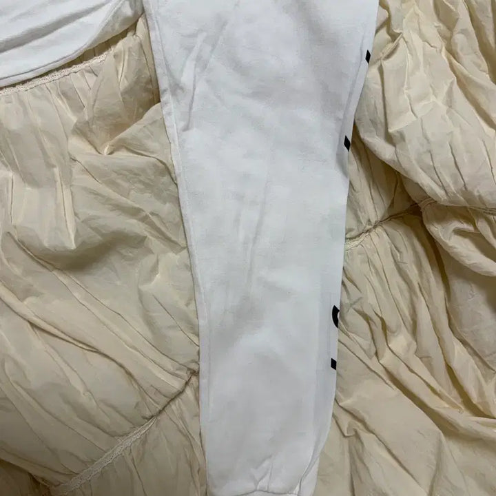 [BUNJANG] BAPE Long Sleeve T-Shirt White / 마지막가격,,)여성L 베이프 에이프 롱슬리브 화이트
