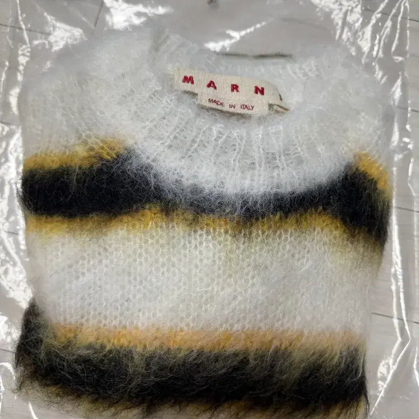 [BUNJANG] Marni Stripe Brushed Mohair Sweater Lily White / 마르니 스트라이프 브러쉬드 모헤어 스웨터 릴리 화이트