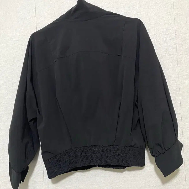 [BUNJANG] Misha Lightweight Crop Zip-up Jacket / 미샤 경량 크롭 집업 22SS