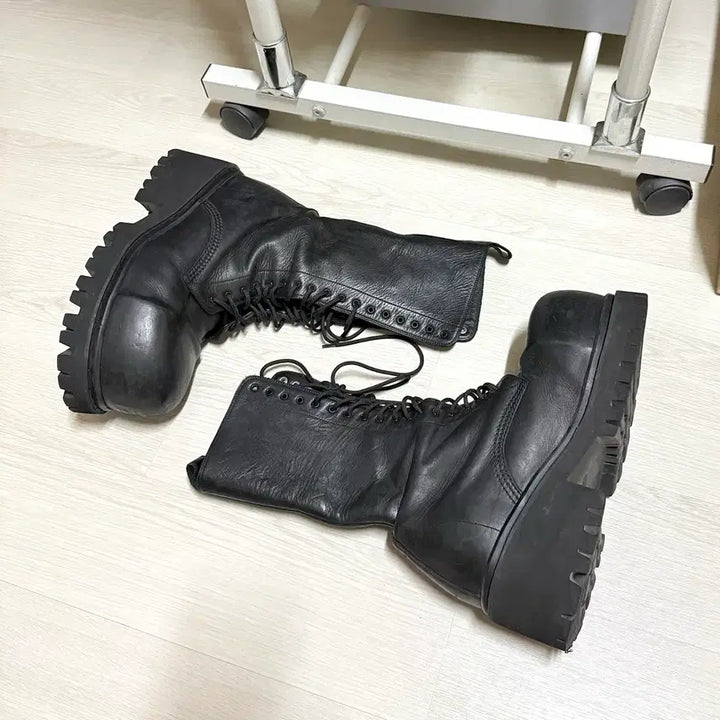 [SOLD OUT] [42] 발렌시아가 스톰퍼 런웨이 부츠