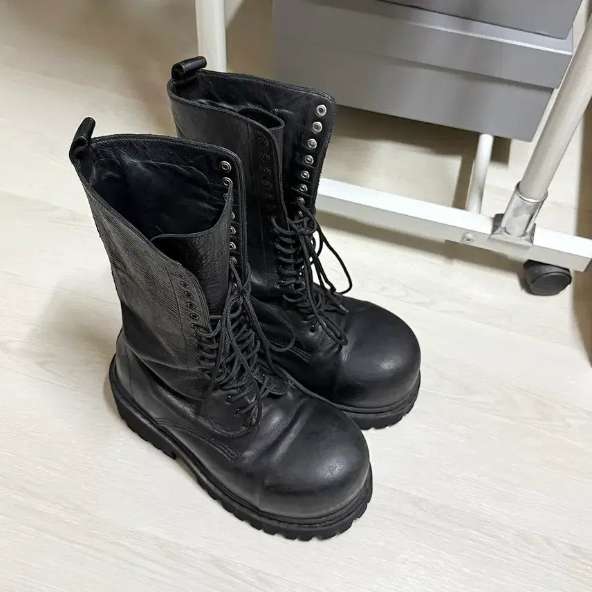 [SOLD OUT] [42] 발렌시아가 스톰퍼 런웨이 부츠