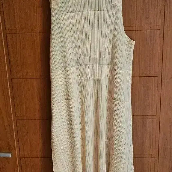 [BUNJANG] Pleats Please Apron Dress / 플리츠플리즈 멜빵원피스, 에이프런원피스