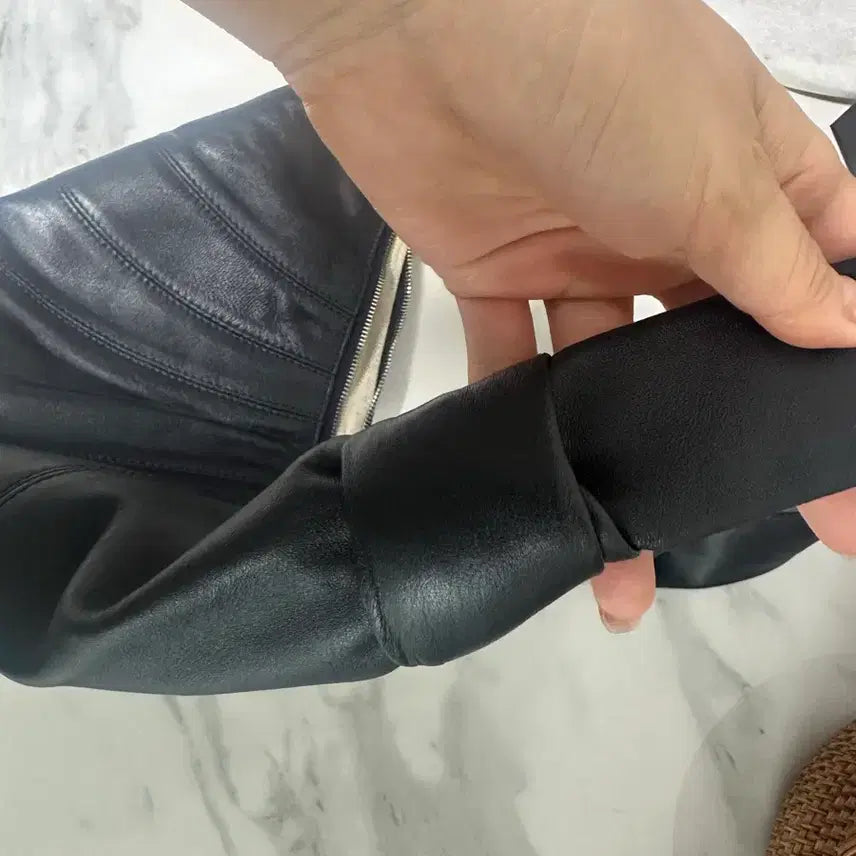 [BUNJANG] Lemaire Croissant Bag Medium Lambskin / 가격내림_르메르 크루아상백 미디움(양가죽)