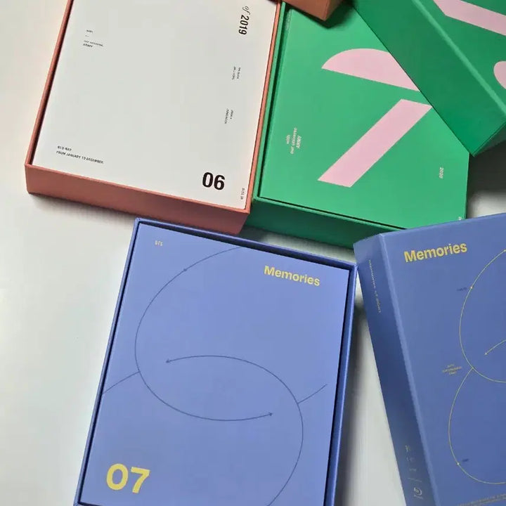 [BUNJANG] BTS 방탄 Memories 19,20,21 Blu-ray 블루레이 / BTS 방탄 Memories 19,20,21 Blu-ray 블루레이 3개