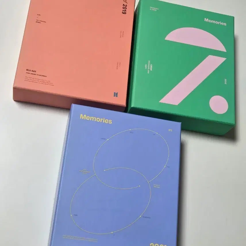 [BUNJANG] BTS 방탄 Memories 19,20,21 Blu-ray 블루레이 / BTS 방탄 Memories 19,20,21 Blu-ray 블루레이 3개