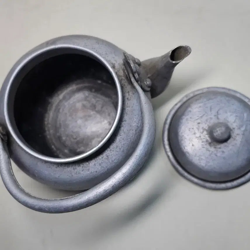 [BUNJANG] Vintage Silver Teapots (Bundle Set) / 옛날양은주전자 2개 일괄