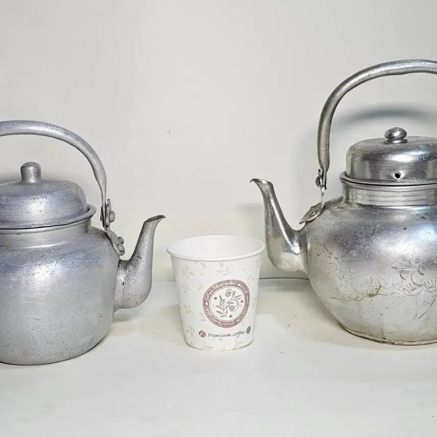 [BUNJANG] Vintage Silver Teapots (Bundle Set) / 옛날양은주전자 2개 일괄