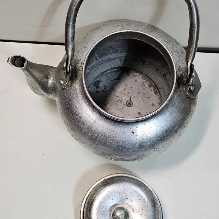 [BUNJANG] Vintage Silver Teapots (Bundle Set) / 옛날양은주전자 2개 일괄