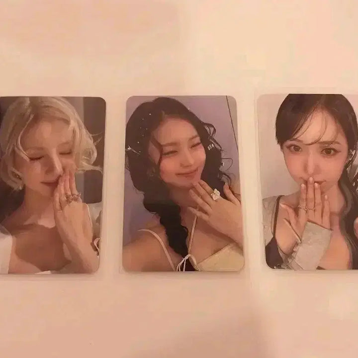 [BUNJANG] Viviz A Montage Everline Photocard Set / viviz 비비지 A Montage of 에버라인