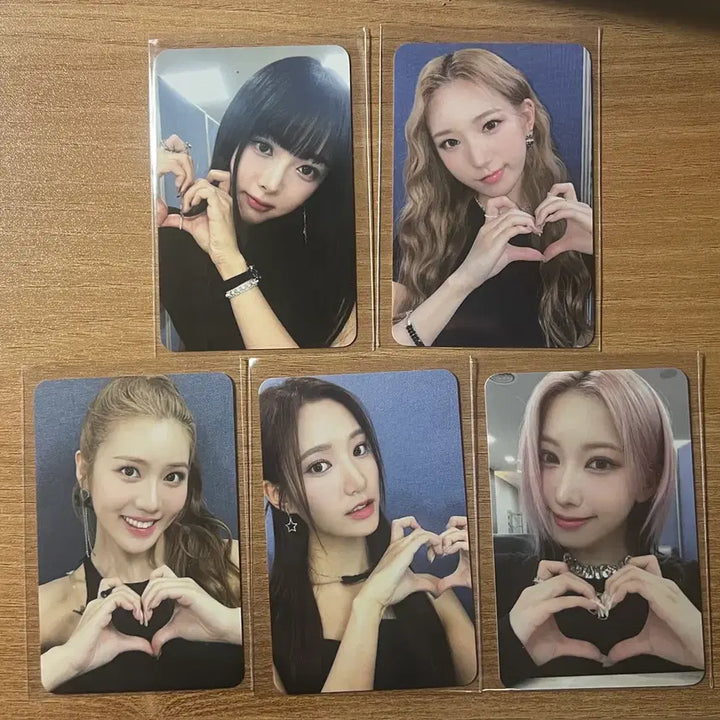 [BUNJANG] Geenius Voyage POB Photocard Set / 지니어스 Geenius 대면 미공포 위드뮤 세트