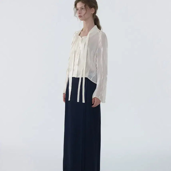 [BUNJANG] Ribbonbit Camile Tied Blouse - Ivory / 새상품) 리본빛 Camile Tied Blouse - Ivory