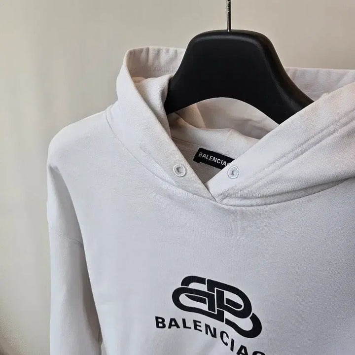 [BUNJANG] Balenciaga BB Logo Hoodie M Size / [S급] 발렌시아가 bb로고 후드티 M사이즈