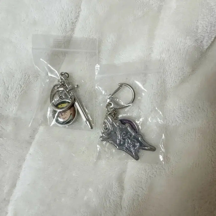[BUNJANG] Golden Kamuy Koito Tsukishima Metal Keyring Bundle / 골든카무이 원화전 컬렉션챰 메탈 키링 츠키시마 코이토 일괄