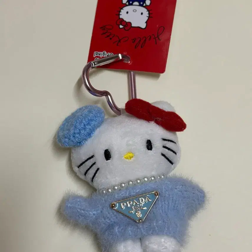 [BUNJANG] Hello Kitty Vintage Sweater Kitty Keychain / 헬로키티 고풍스러운 스웨터 키티인형키링/ 9cm